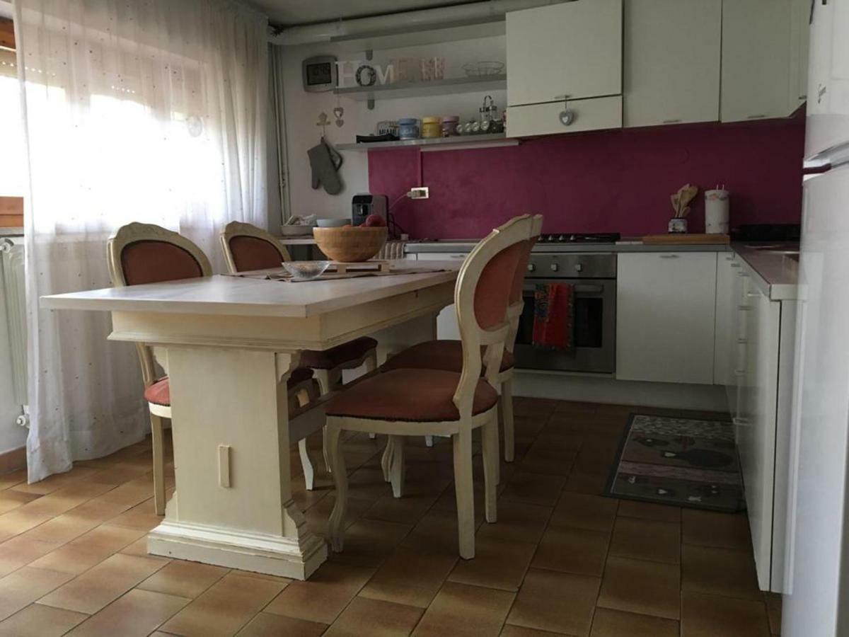 A Pochi Passi Dal Mare Hotel Torre del Lago Puccini Bagian luar foto